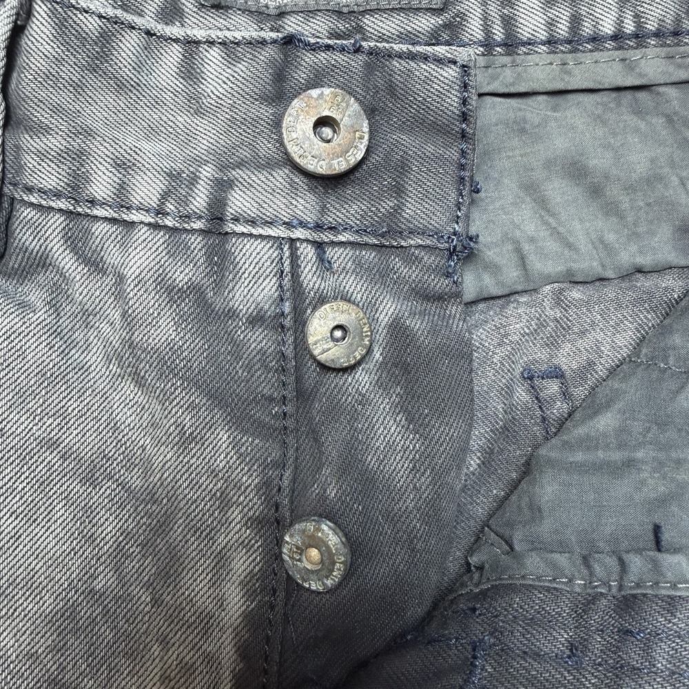 Diesel Jeans Men 32x32 Gray Straight Leg Acid Wash Denim Grunge Punk Vintage Y2K - Picture 5 of 10